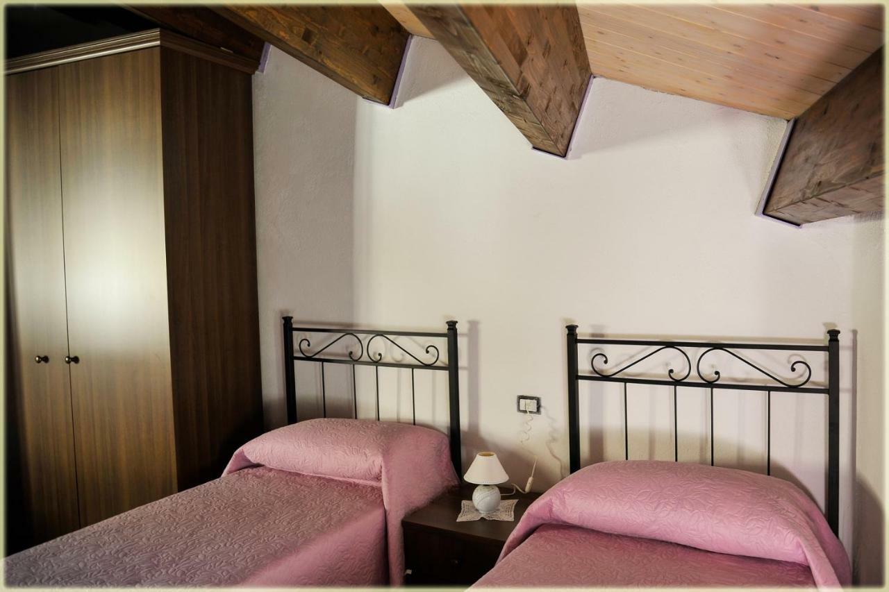 Il Palazzo Del Barone - Stanza Dei Maiorana Pietrapertosa Exterior foto